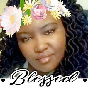 Meet your Posher, Monique so